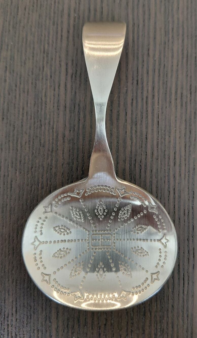 Norpro 18/10 Stainless Steel Tea Bag Rest & Loose Leaf Tea Caddy Scoop Punchwork